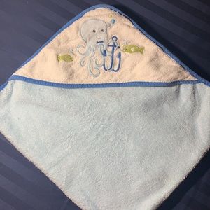 Light Blue Terrycloth Infant Hooded Bath Towel with Octopus
